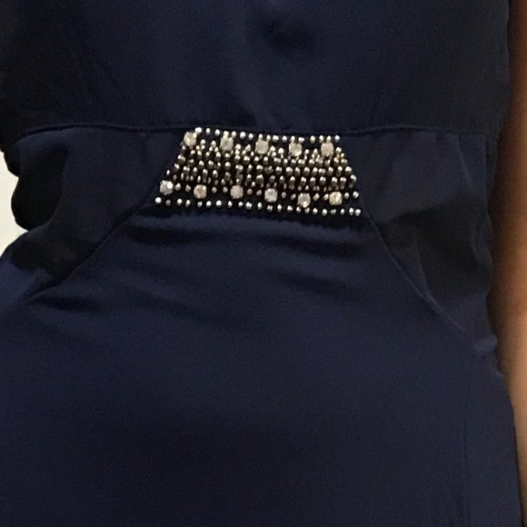 Dress - Picture 4 of 4